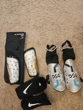 Nike ( New)  2 Pairs White Padded Shin Guard - Soccer/Football Pad